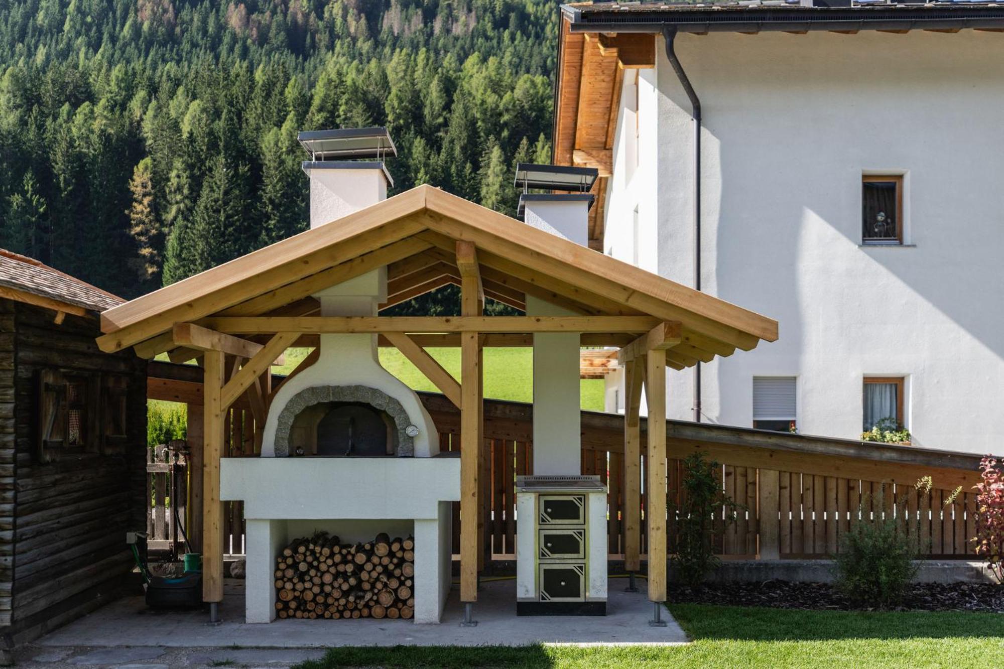 Ariane'S Guesthouse Sexten Екстер'єр фото