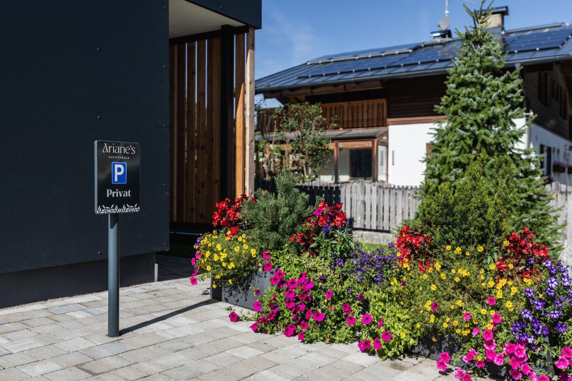 Ariane'S Guesthouse Sexten Екстер'єр фото